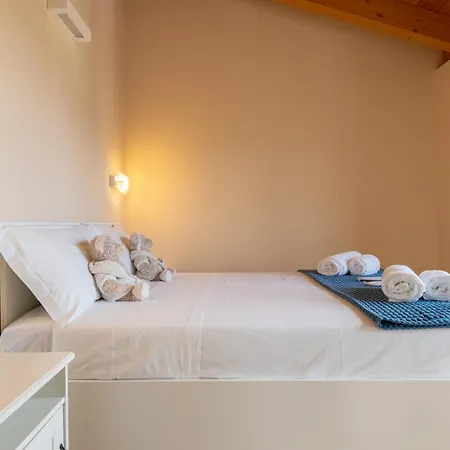 Boutique - アパート メナッジョ